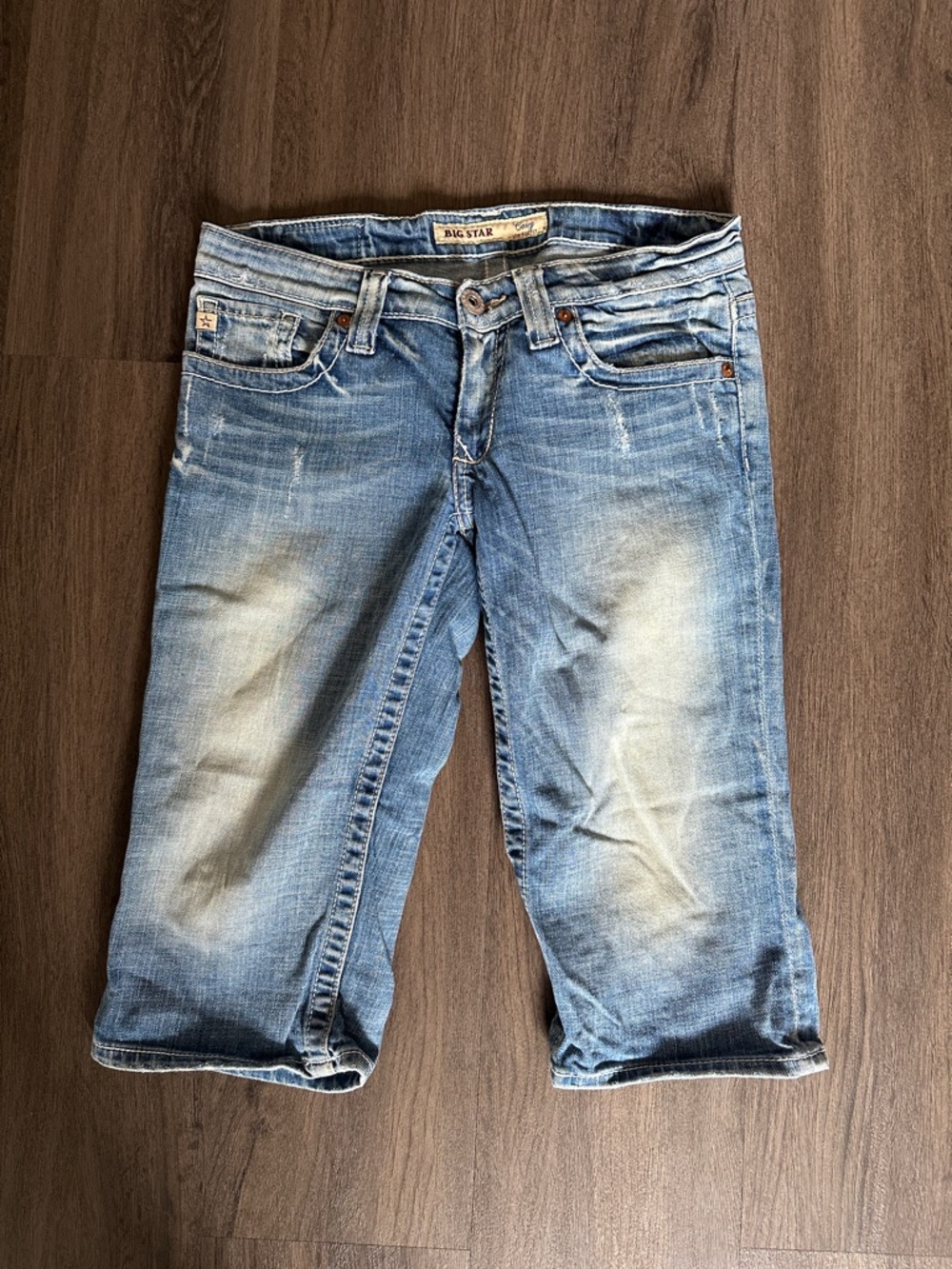 Big Star Light Blue Distressed Denim Capris